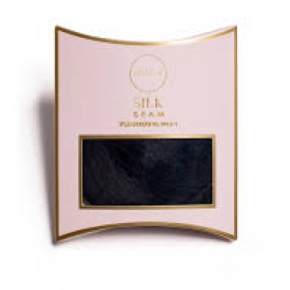 Bellami Jet Black 24 Inch Silk Seam Human Hair Extensions